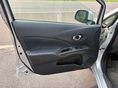Used 2014 Nissan Versa Note SV FWD image 16