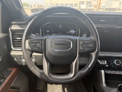 Used 2024 GMC Sierra 1500 Denali Ultimate AWD/4WD image 16