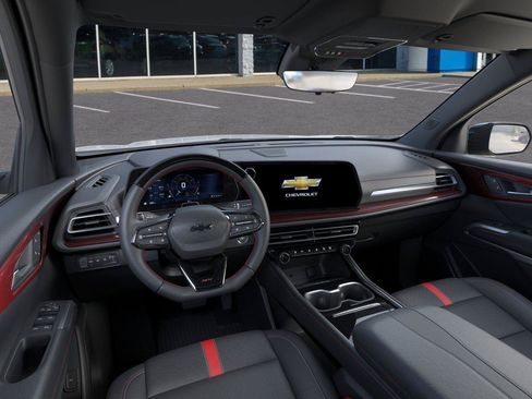 New 2026 Chevrolet Traverse RS w/ LPO, Floor Liner Package AWD/4WD image 15