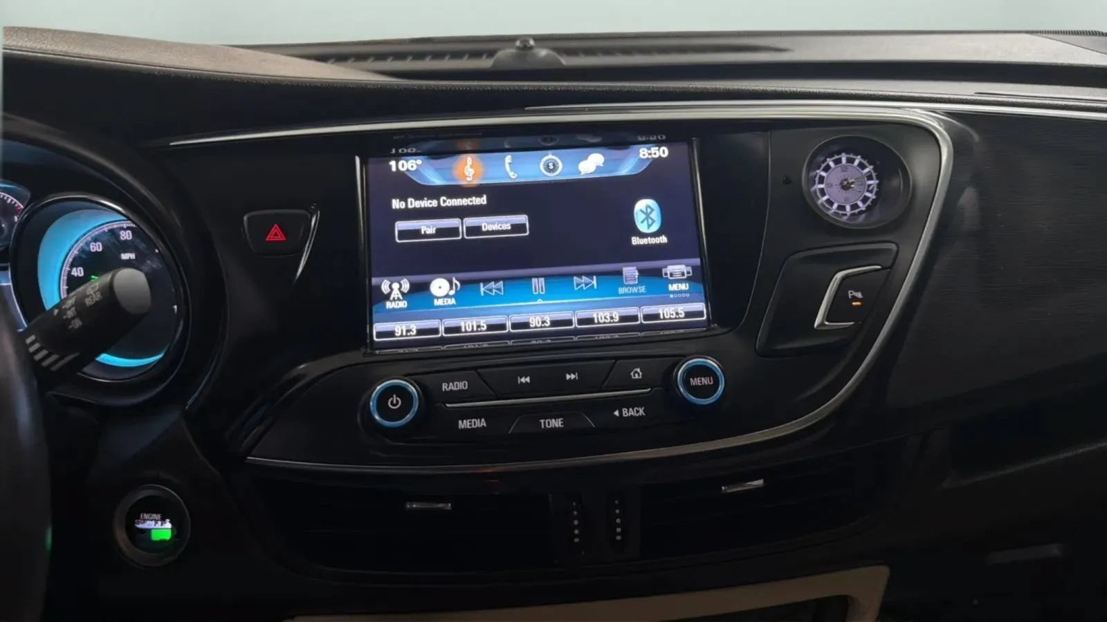 Used 2017 Buick Envision Essence FWD image 13