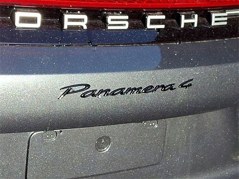 New 2026 Porsche Panamera 4 image 24
