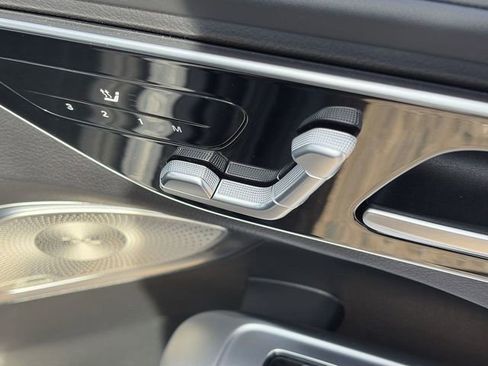 Used 2024 Mercedes-Benz C 300 C 300 image 12