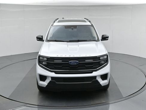 Used 2025 Ford Expedition Active RWD image 39
