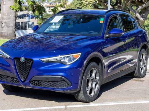 Used 2022 Alfa Romeo Stelvio Sprint image 6