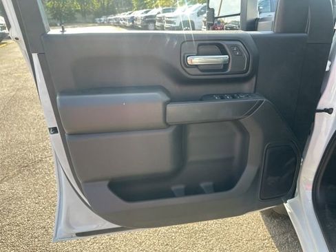 New 2025 Chevrolet Silverado 2500 Custom w/ Custom Value Package image 11