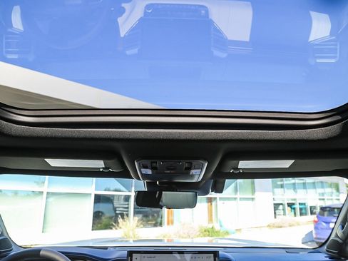 Used 2025 Toyota Sequoia Capstone AWD/4WD image 14