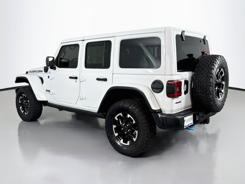 Used 2024 Jeep Wrangler Unlimited Rubicon 4xe AWD/4WD image 9