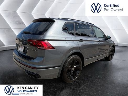 Used 2024 Volkswagen Tiguan SE R-Line AWD/4WD image 4