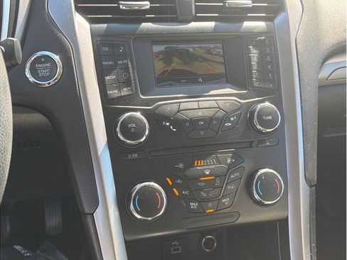 Used 2018 Ford Fusion S FWD image 11