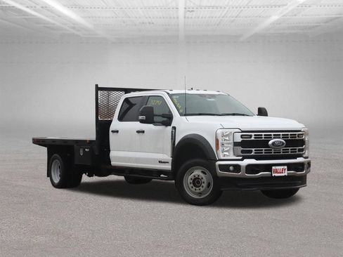 Used 2024 Ford F550 4x4 Crew Cab Super Duty image 2
