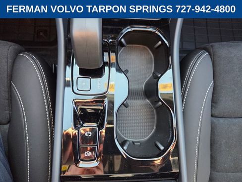 New 2026 Volvo XC40 B5 Ultra w/ Protection Package Premier AWD/4WD image 28