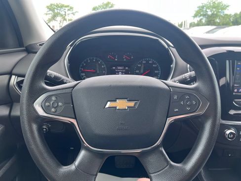 Used 2020 Chevrolet Traverse LS FWD image 12