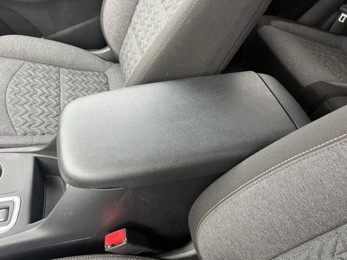 Used 2024 Chevrolet Equinox LT image 29