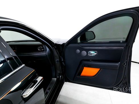 Used 2021 Rolls-Royce Ghost image 30