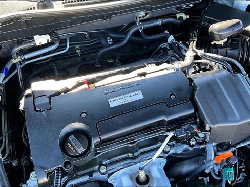 Used 2017 Honda Accord LX image 31