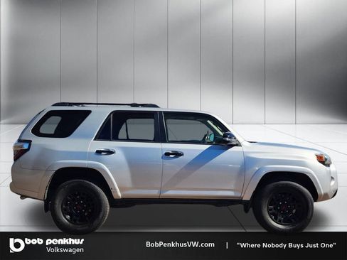 Used 2021 Toyota 4Runner Venture w/ Moonroof Package image 23