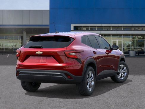 New 2026 Chevrolet Trax LS w/ Driver Confidence Package FWD image 4