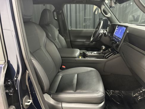 Used 2024 Lexus GX 550 w/ Accessory Package (Z1) AWD/4WD image 34