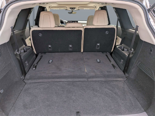 Used 2025 INFINITI QX60 Luxe FWD image 11