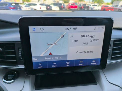 Certified 2023 Ford Explorer XLT w/ Equipment Group 202A AWD/4WD image 10