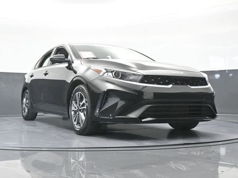 Used 2023 Kia Forte LXS FWD image 58