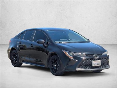 Used 2021 Toyota Corolla LE w/ Carpet Mat Package (TMS) FWD image 3