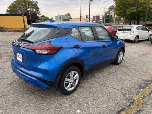 Used 2024 Nissan Kicks S FWD image 6