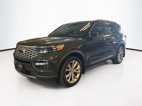 Used 2022 Ford Explorer Platinum w/ Equipment Group 601A AWD/4WD image 3