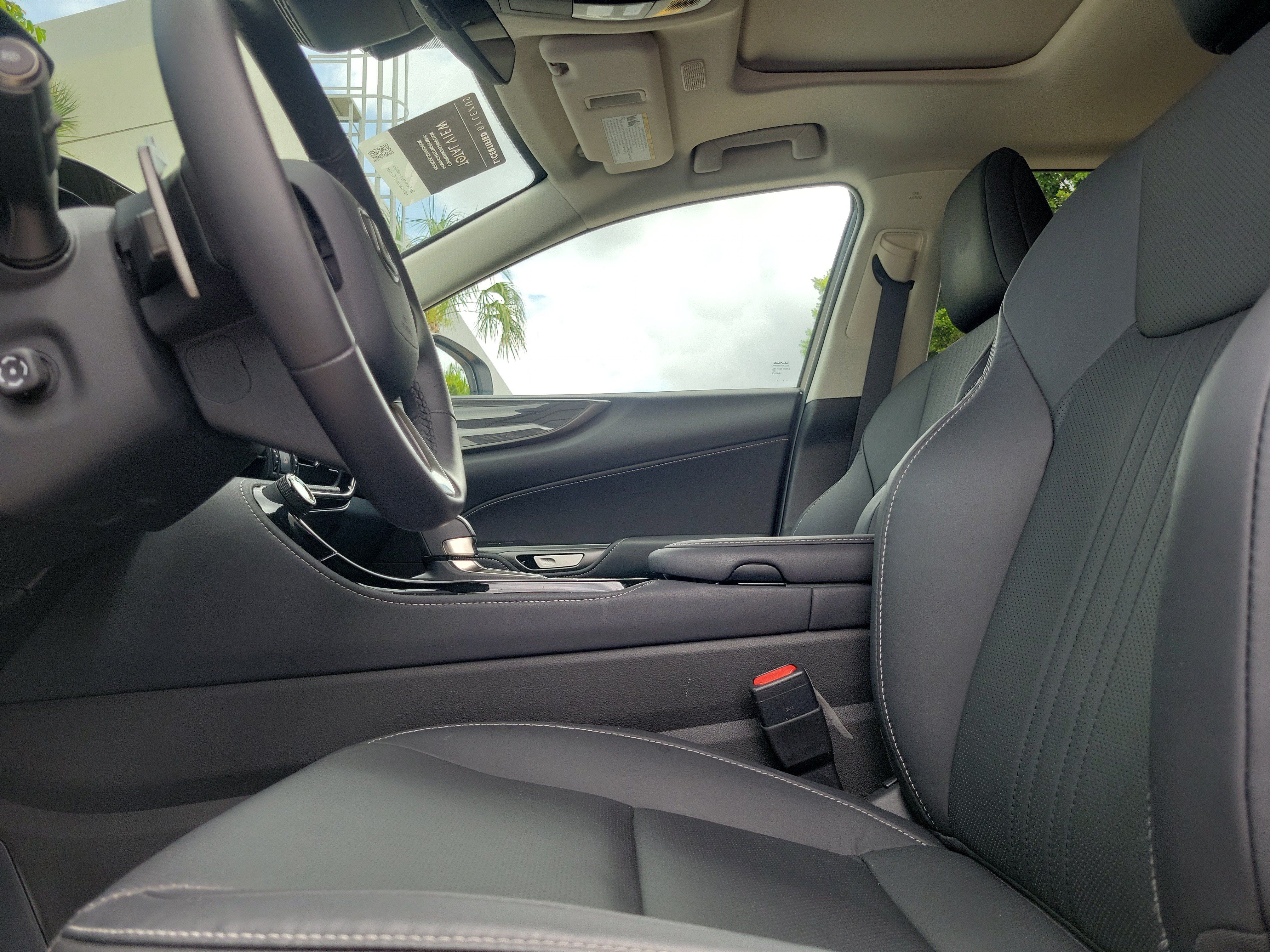 Certified 2025 Lexus NX 350 AWD w/ Accessory Package (K3) image 22