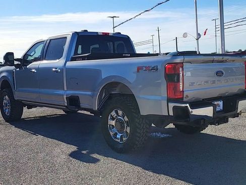 Used 2023 Ford F250 Lariat w/ Chrome Package image 6