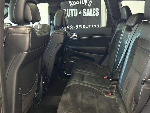 Used 2014 Jeep Grand Cherokee SRT8 w/ Luxury Group II AWD/4WD image 9