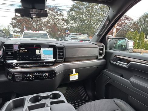 New 2026 GMC Sierra 1500 Elevation image 28