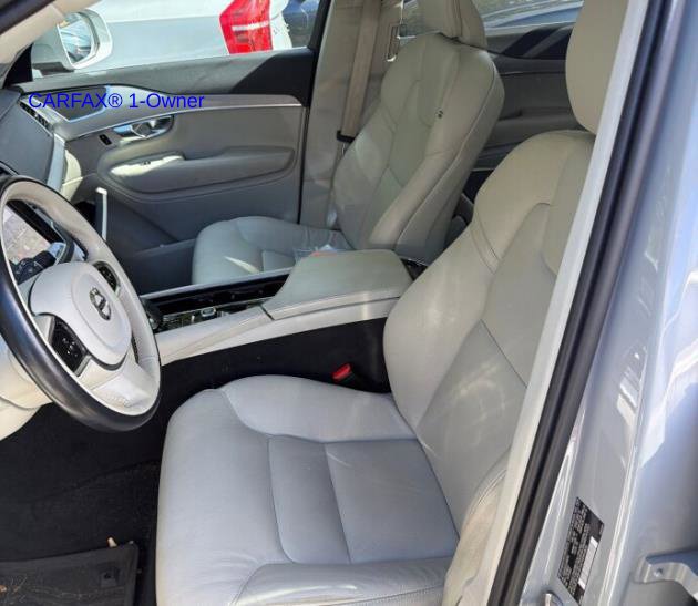 Used 2025 Volvo XC90 B5 Core w/ Climate Package AWD/4WD image 3