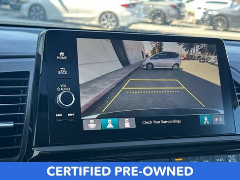 Used 2025 Honda Odyssey EX-L image 18