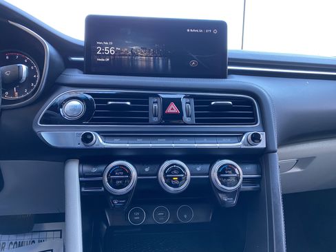 Used 2022 Genesis G70 2.0T w/ Prestige Package image 23