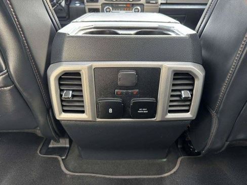 Used 2022 Ford F250 Platinum w/ FX4 Off-Road Package AWD/4WD image 40