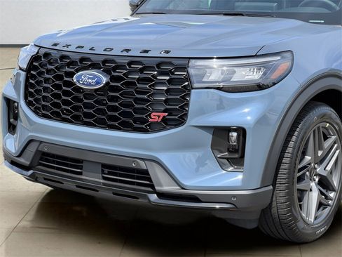 New 2025 Ford Explorer ST w/ Sun And Sound Package image 42