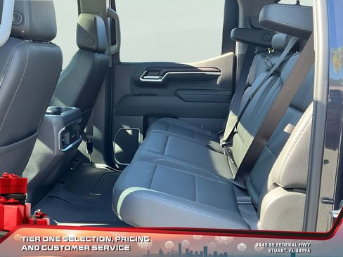 Used 2022 GMC Sierra 1500 SLT w/ SLT Premium Plus Package image 38