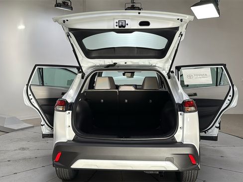 New 2026 Toyota Corolla Cross L image 16