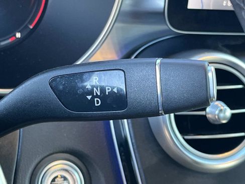 Certified 2022 Mercedes-Benz GLC 300 4MATIC image 33