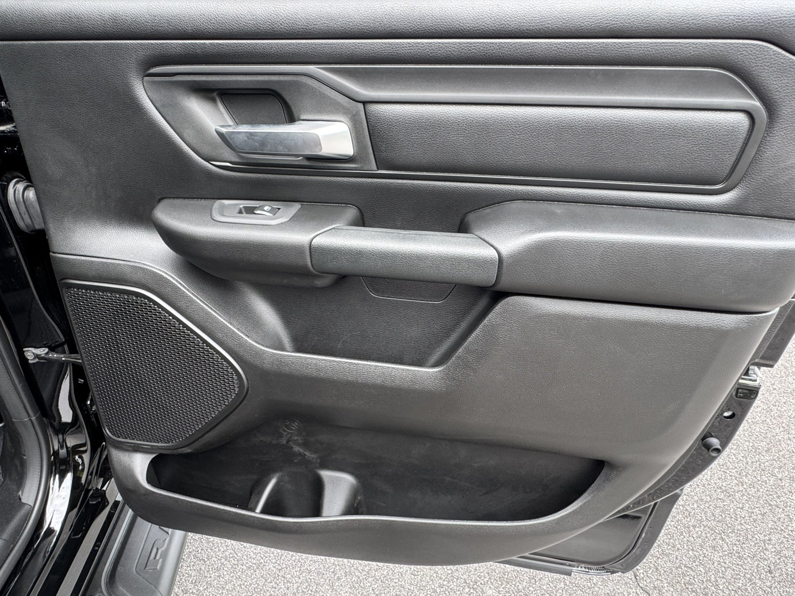 New 2026 RAM 1500 Express AWD/4WD image 17