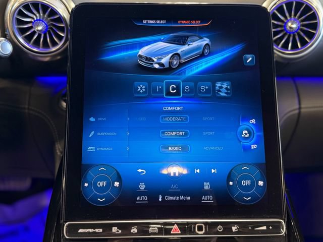 Used 2022 Mercedes-Benz SL 63 AMG 4MATIC w/ Driver Assistance Package image 40