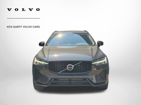 Used 2024 Volvo XC60 T8 Ultimate w/ Protection Package Premier AWD/4WD image 9