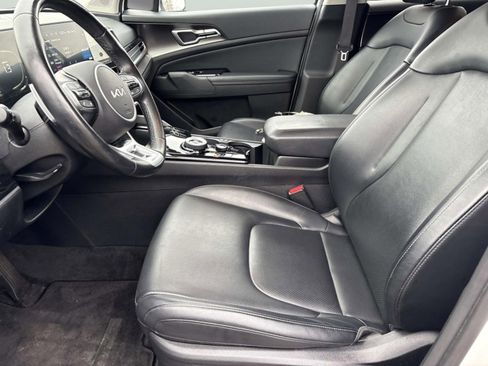 Used 2023 Kia Sportage EX image 25