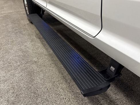 Used 2023 RAM 2500 Laramie image 12