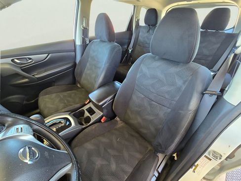 Used 2016 Nissan Rogue S FWD image 42