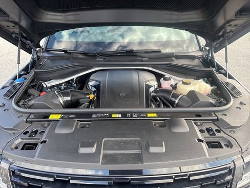 Used 2025 Land Rover Range Rover Sport SV Edition Two image 35
