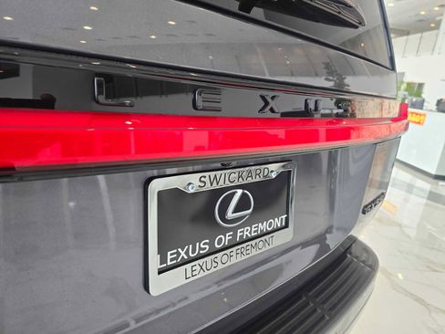 New 2026 Lexus GX 550 image 16