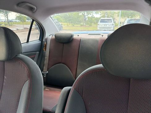 Used 2009 Kia Rio SX w/ PWR Pkg FWD image 2