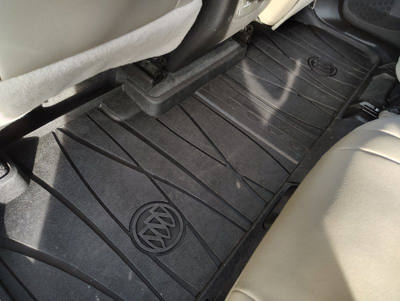 Used 2021 Buick Enclave Essence w/ Sound and Sites Package FWD image 20
